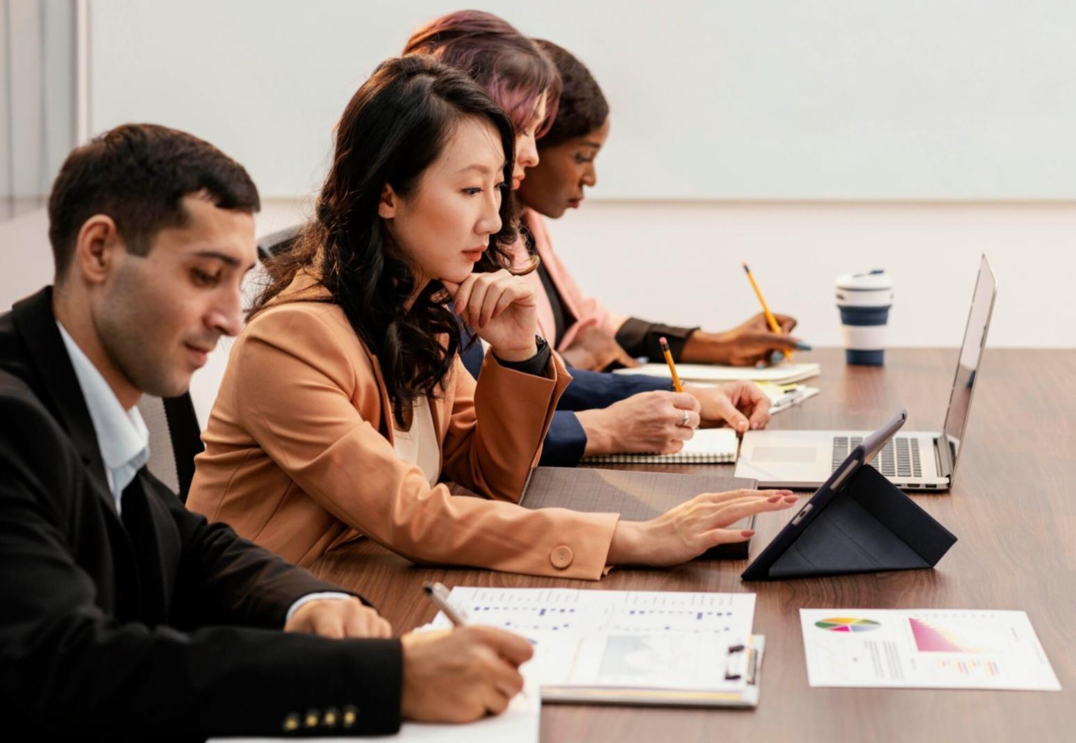 Herramientas profesionales de análisis financiero